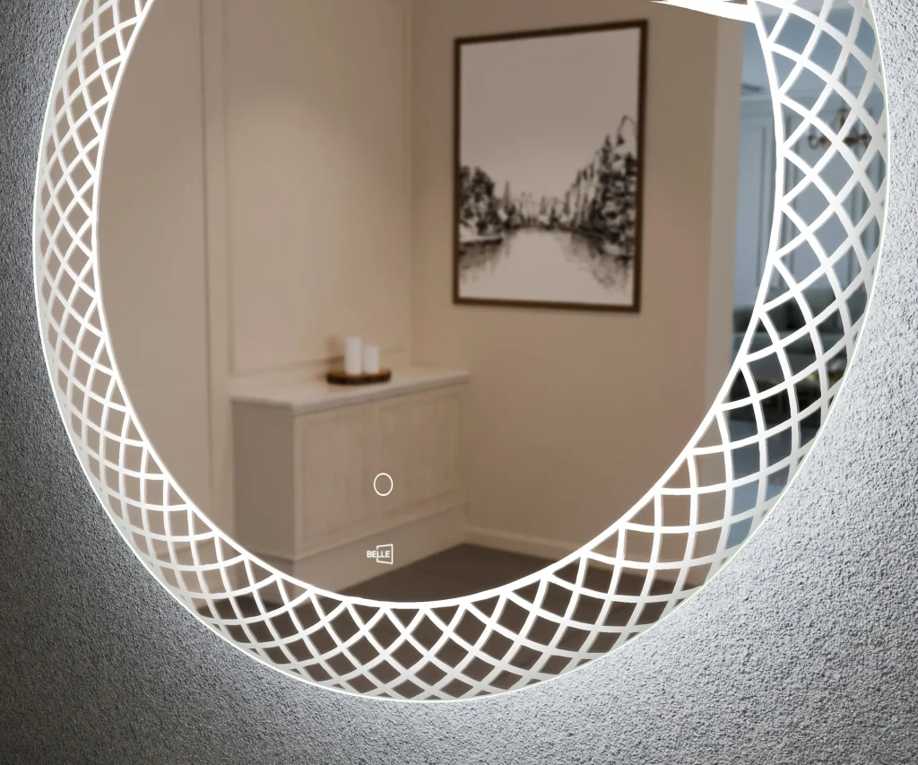 Halo Edge Round Mirror detail view